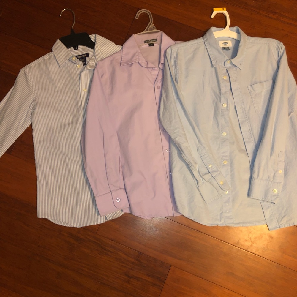Trio of youth button down shirts. Great condition!